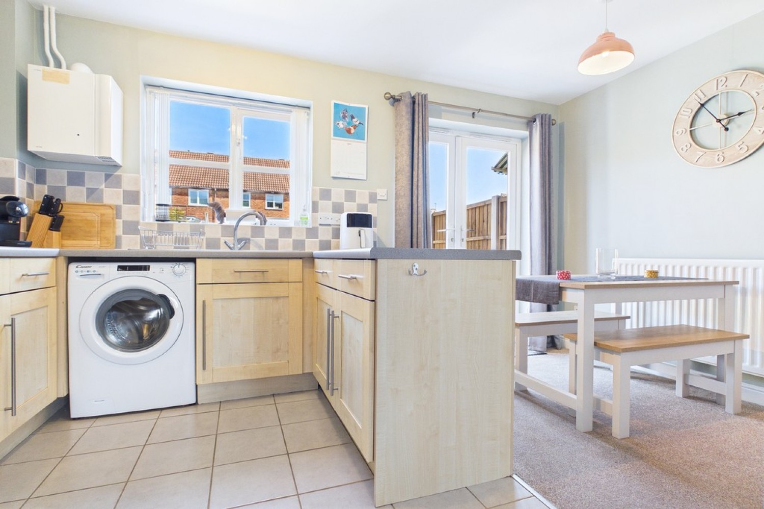 2 bedroom House for Sale Montgomery Road, Whitnash, Leamington Spa