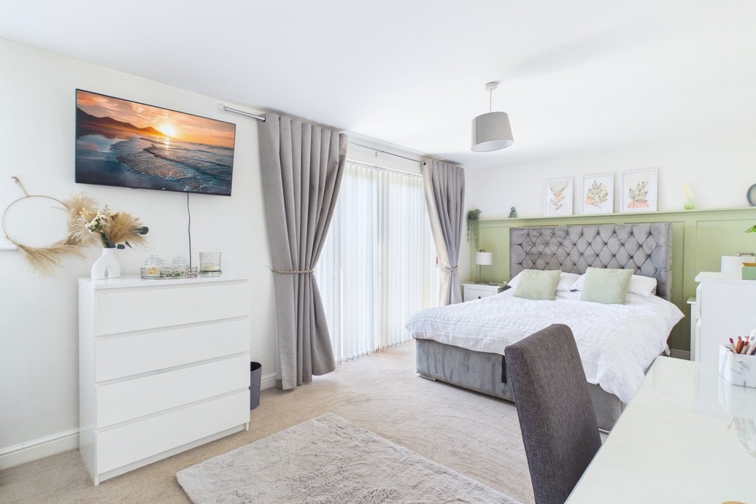 4 bedroom House for Sale Hales Close, Snitterfield, Stratford Upon Avon