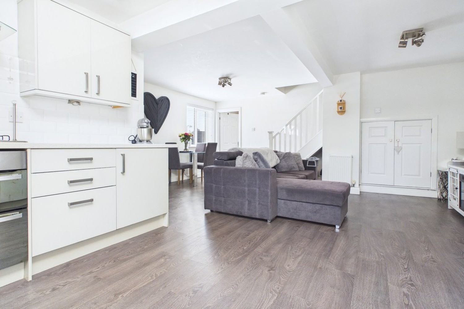 4 bedroom House for Sale Hales Close, Snitterfield, Stratford Upon Avon