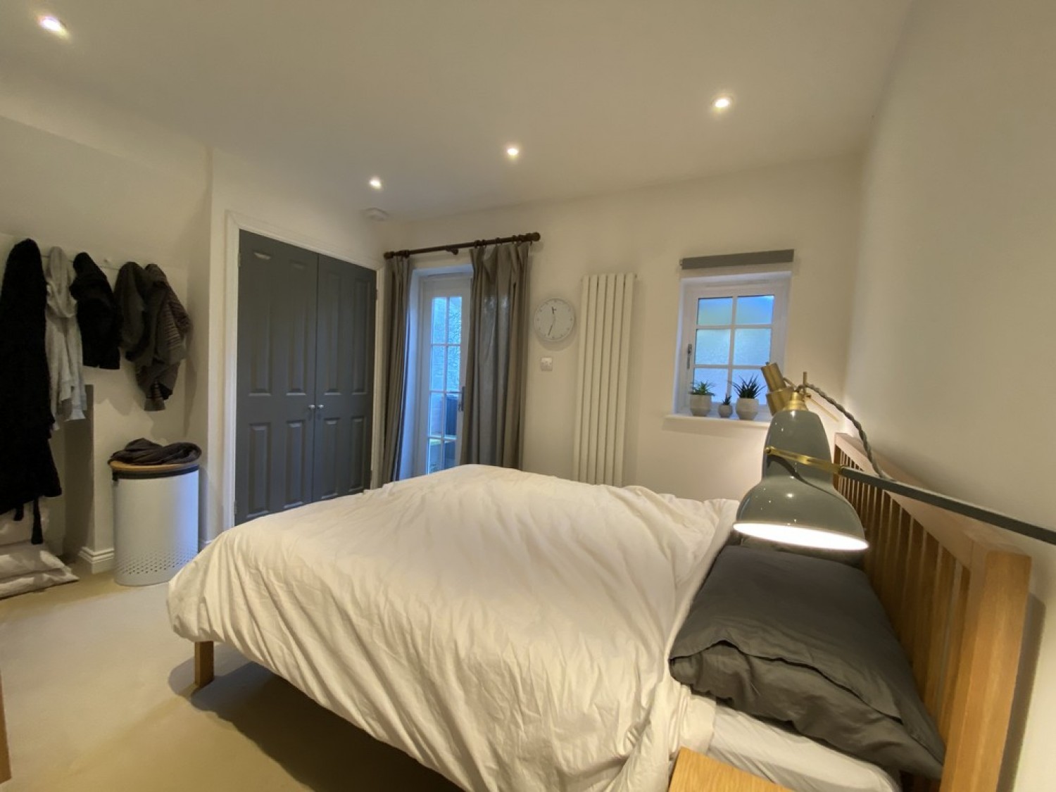 2 bedroom Flat for Sale Lansdowne Crescent, Willes Road