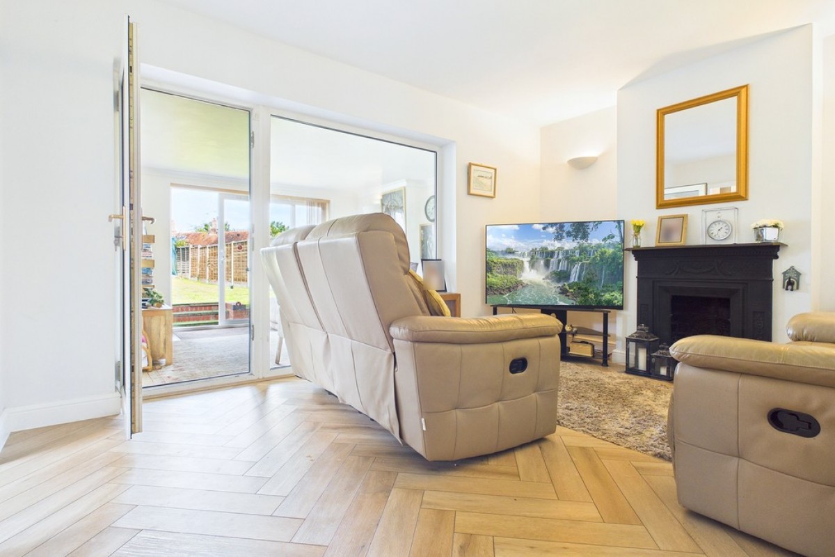 Cedar Drive, Snitterfield, Stratford-upon-Avon