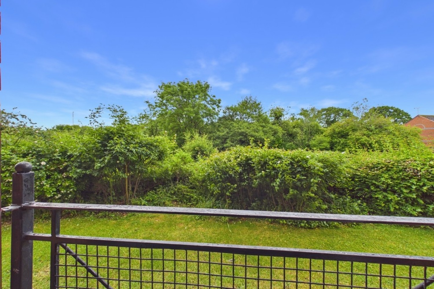 2 bedroom Flat for Sale Waterside, The Moorings, Leamington Spa