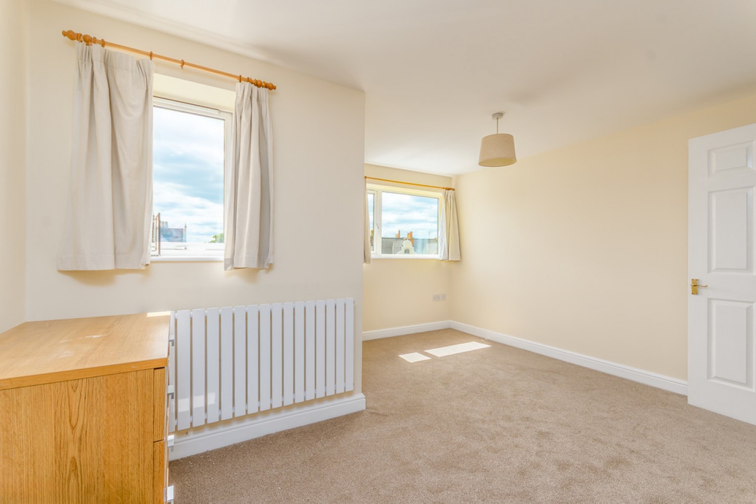 2 bedroom Flat for Letting Cornwall Place, Leamington Spa