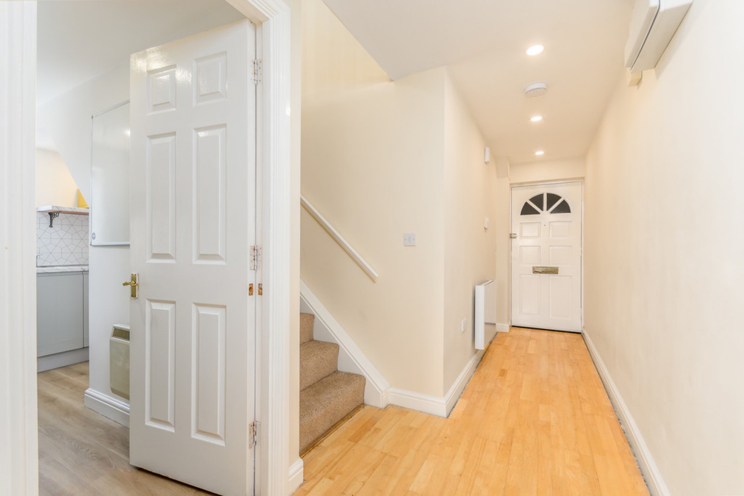 2 bedroom Flat for Letting Cornwall Place, Leamington Spa
