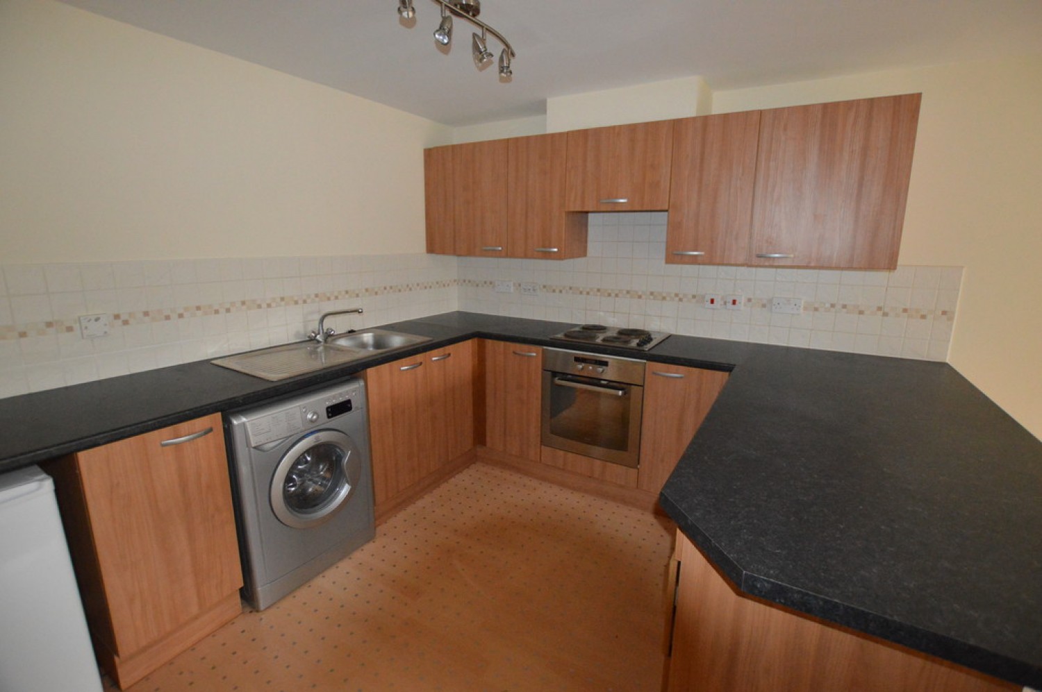 2 bedroom Flat for Letting Shelley House, Monument Close, Acomb