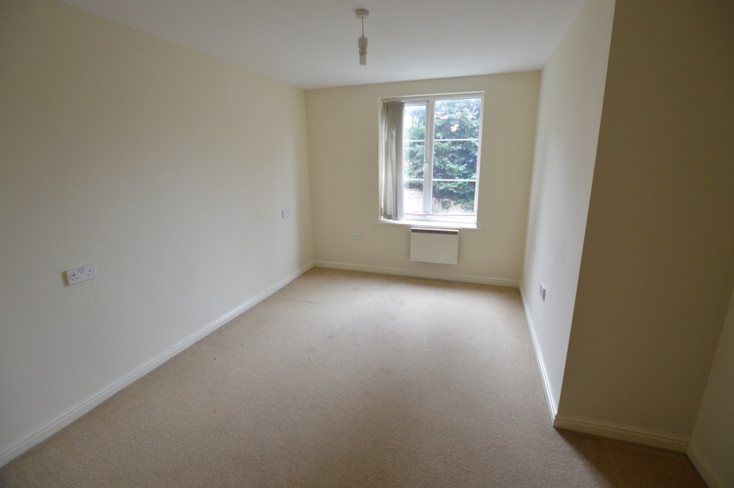 2 bedroom Flat for Letting Shelley House, Monument Close, Acomb
