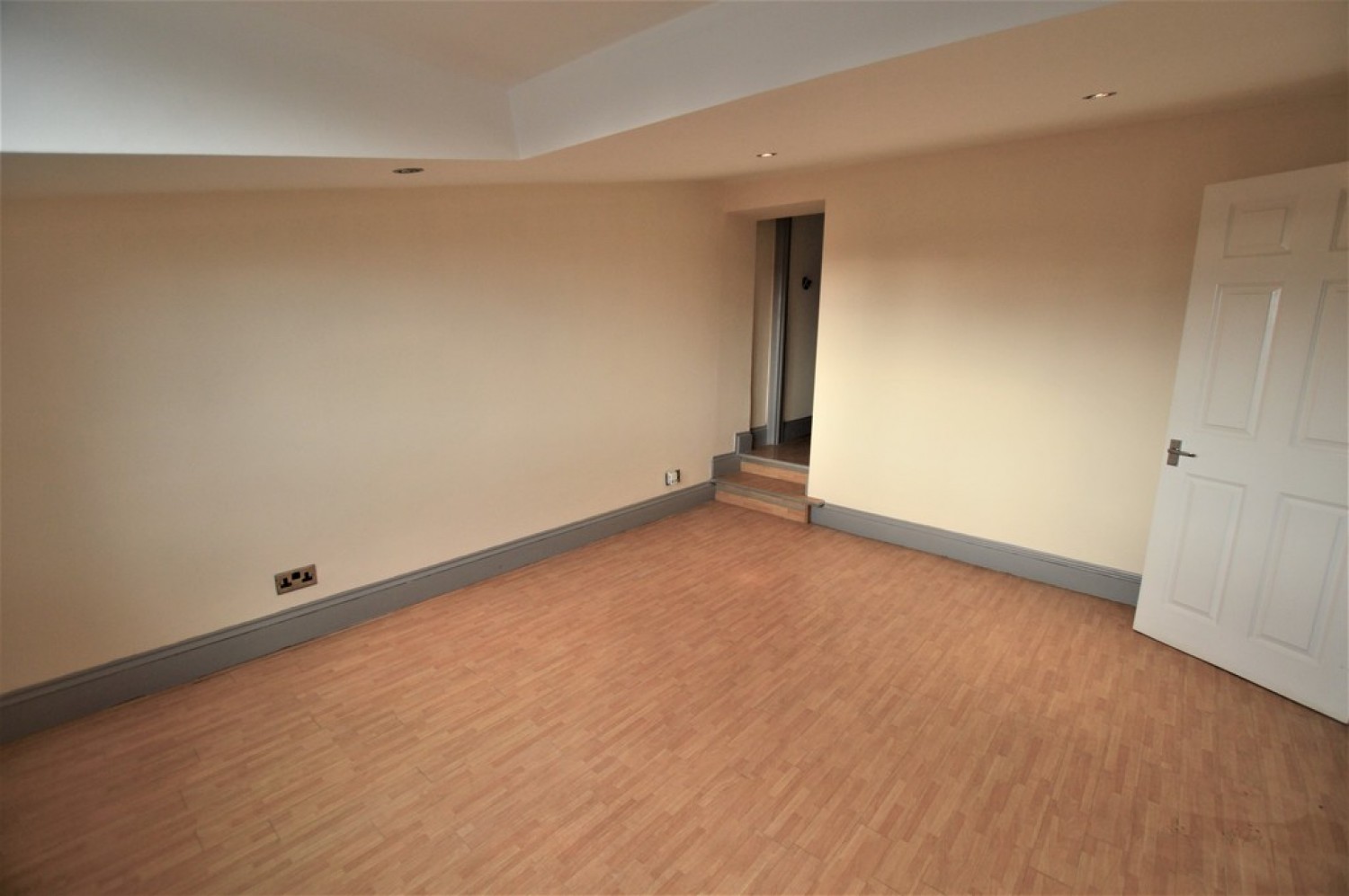 2 bedroom Flat for Letting The Village, Haxby, York