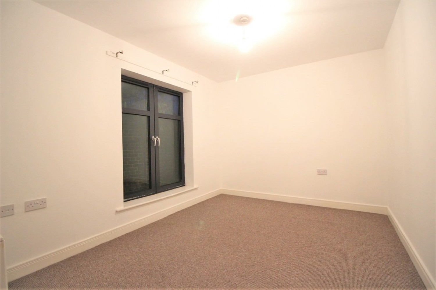 2 bedroom Flat for Sale Wright Street, Hull City Centre