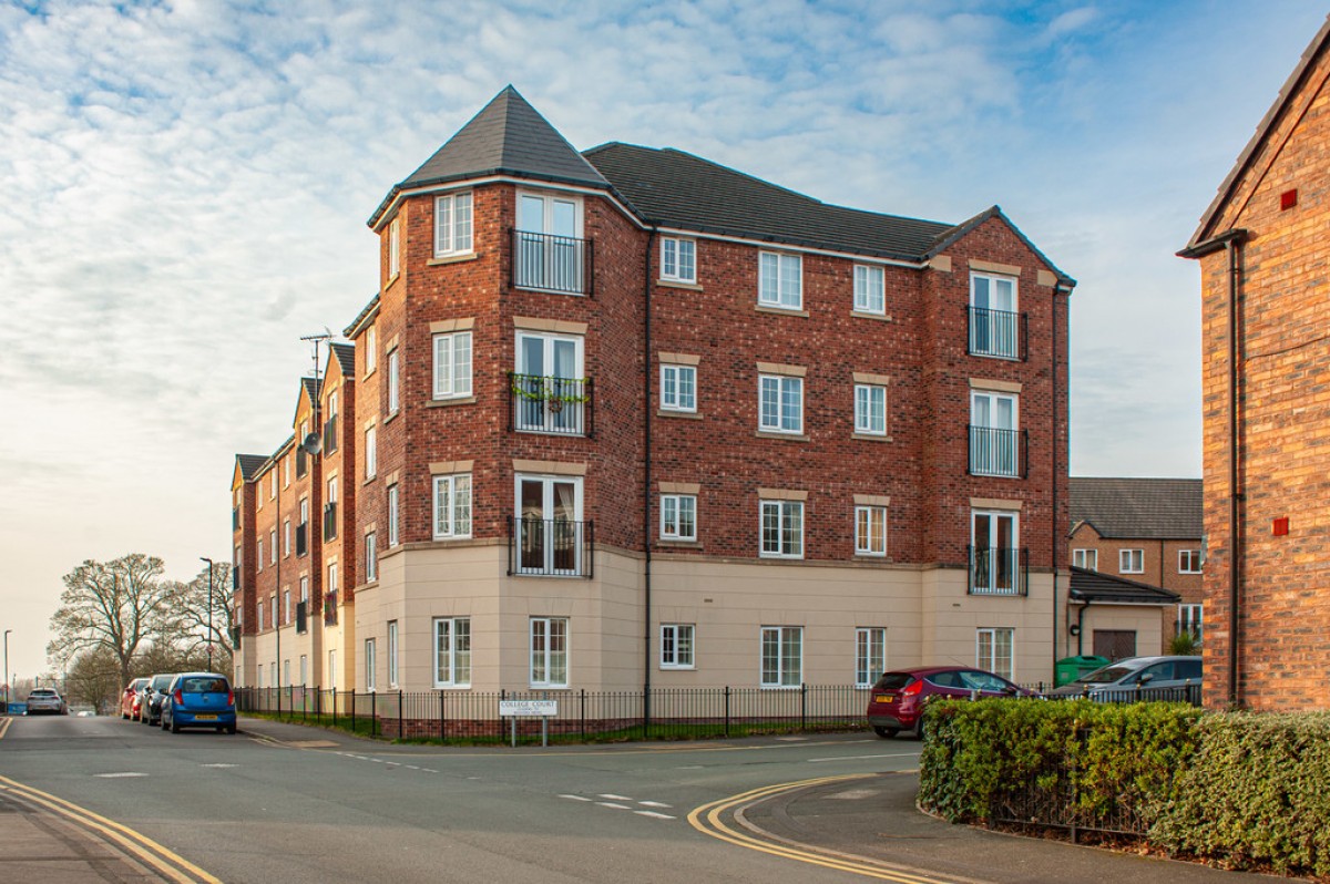 Masters Mews, College Court, York