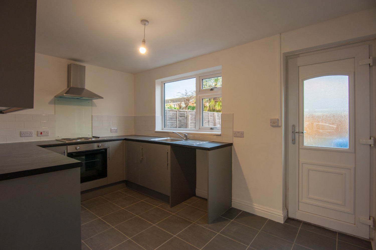 National Avenue , Hull