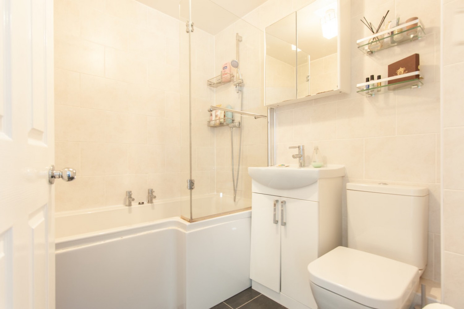 2 bedroom Flat for Letting Saddlers Close, Huntngton, York