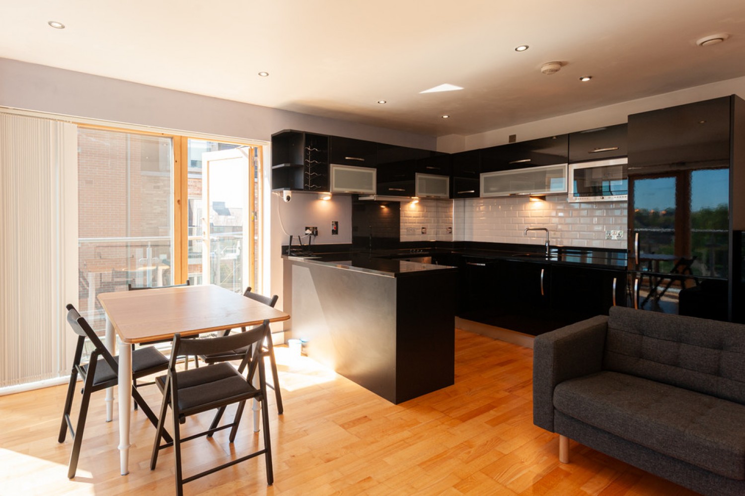 2 bedroom Flat for Letting Adventurers Court, Pond Garth
