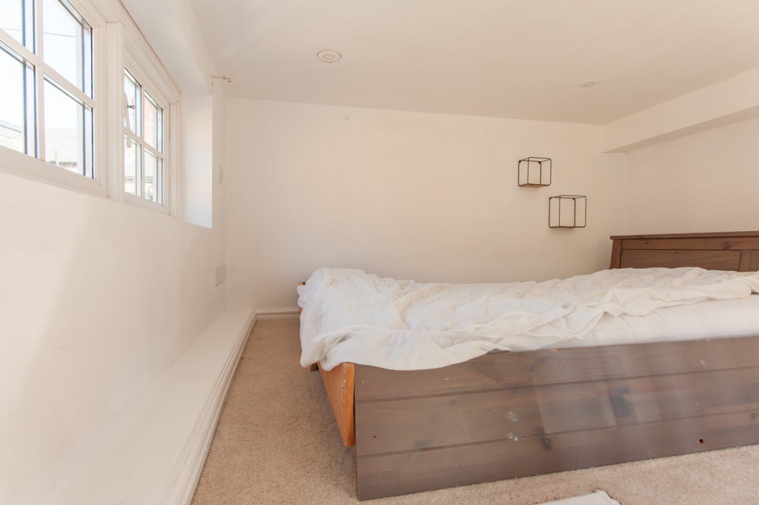 2 bedroom Bungalow for Letting Church Mews, Lowther Street, York