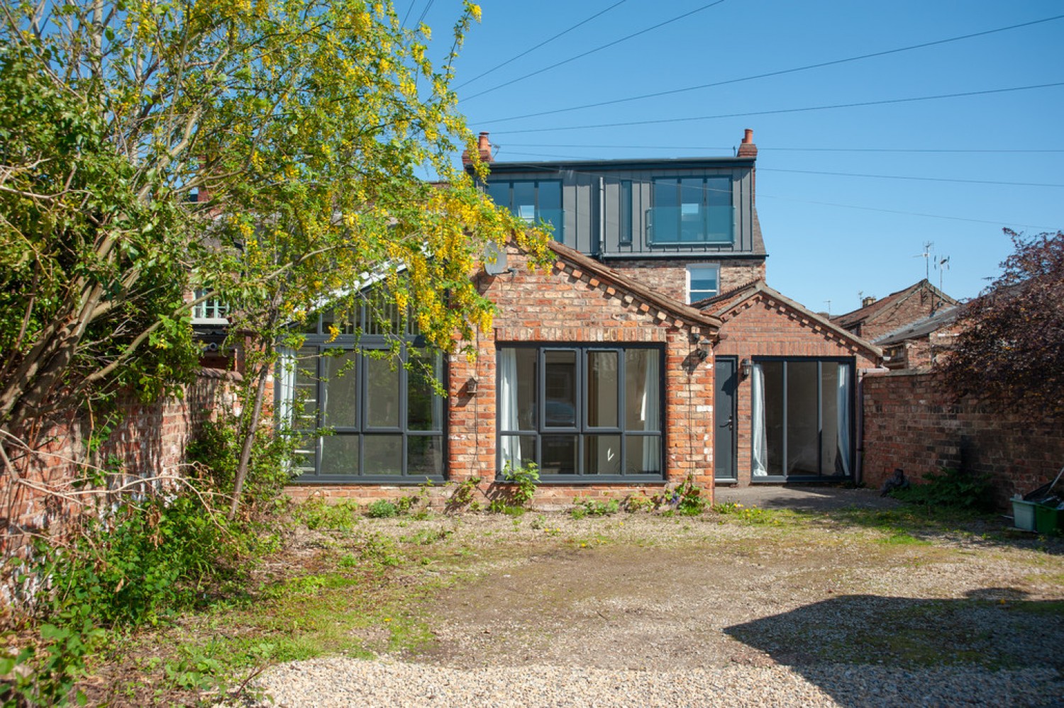 2 bedroom Bungalow for Letting Church Mews, Lowther Street, York