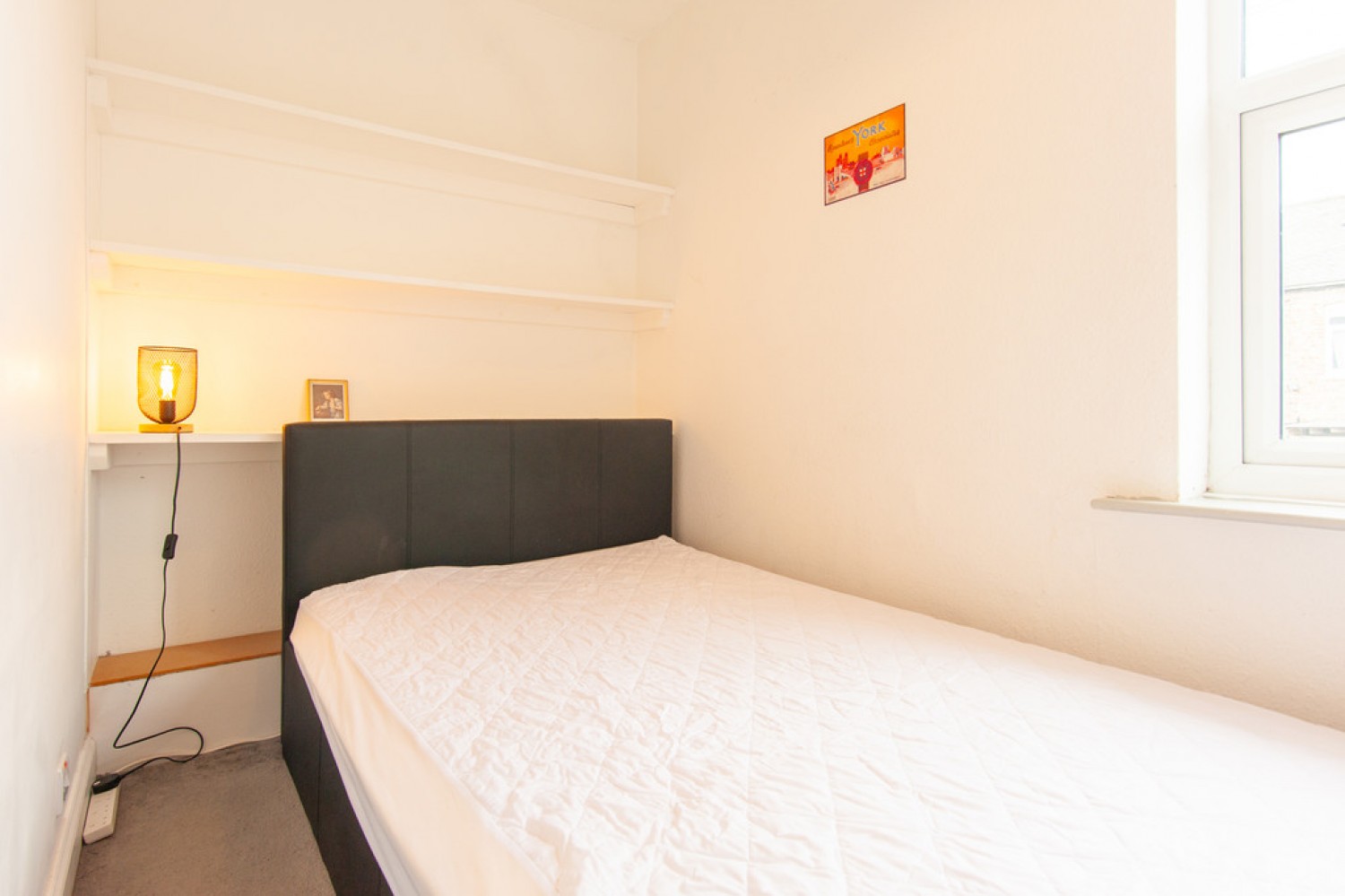 2 bedroom House for Sale Queen Victoria Street, York