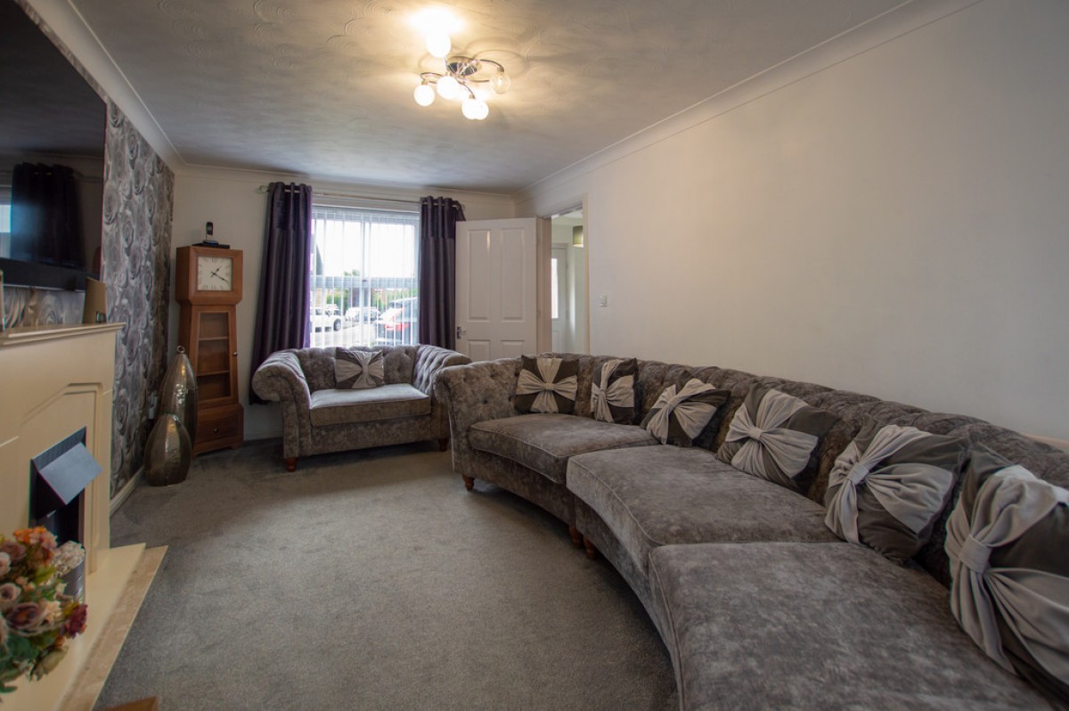 Kesteven Way, Kingswood, Hull