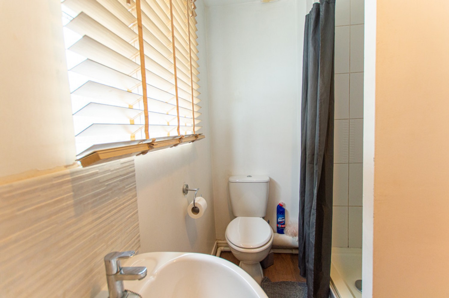 4 bedroom House for Sale Kesteven Way, Kingswood, Hull
