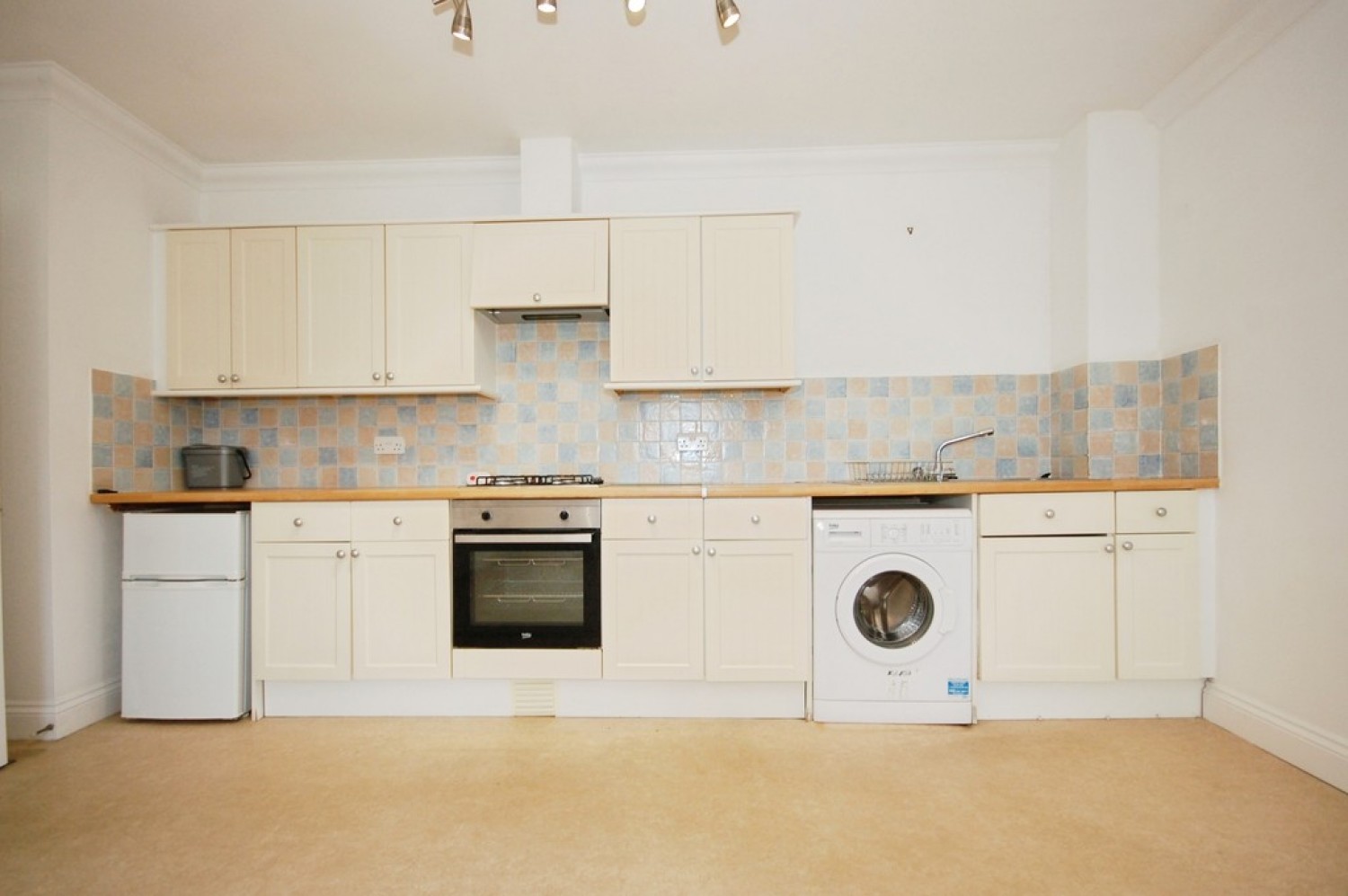 1 bedroom Flat for Letting Clearwater House, Uckfield