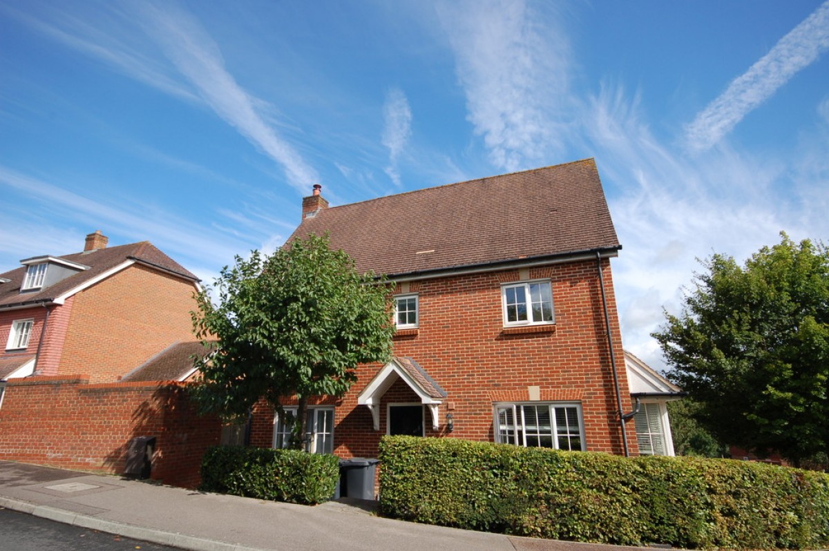 Teelings Drive, Fernley Park