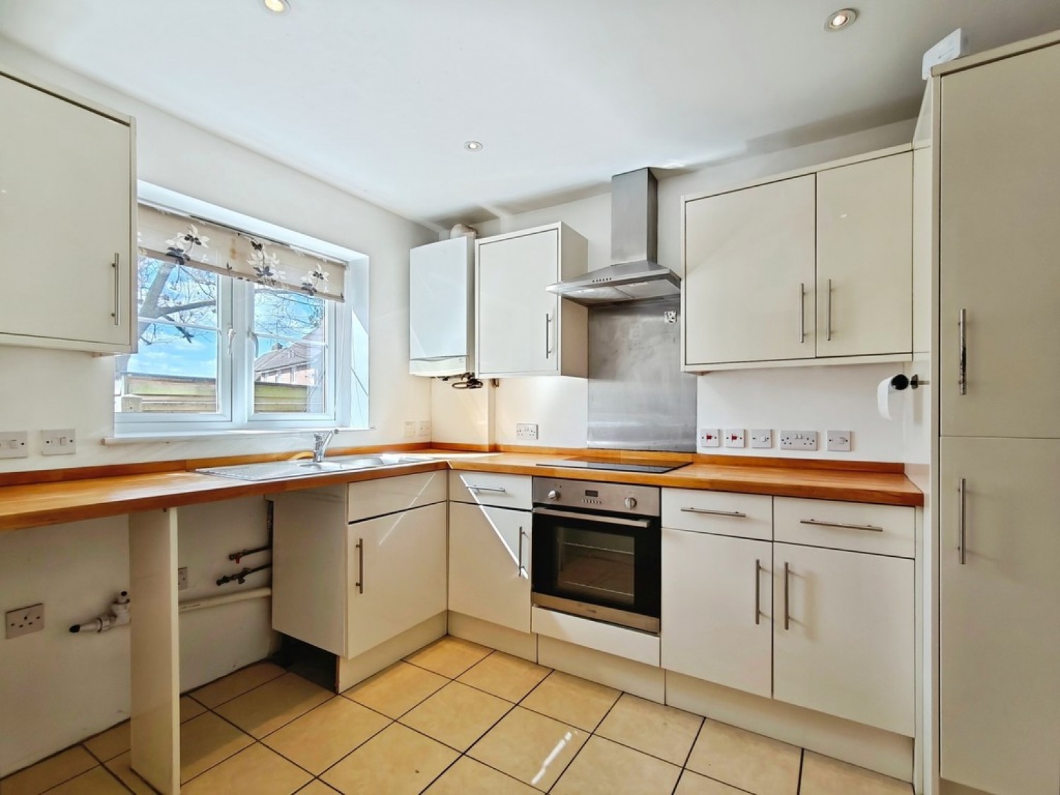 3 bedroom House for Letting North Row, Uckfield