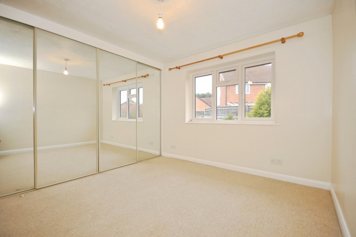 Hopfield Gardens, Uckfield