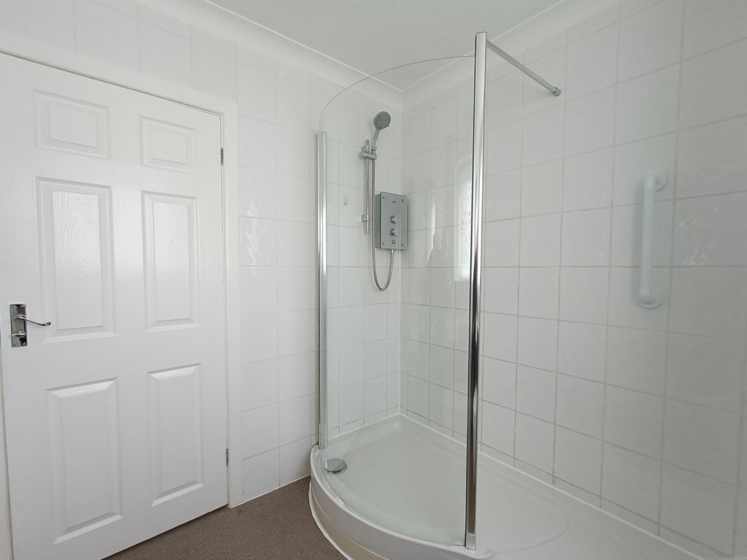 2 bedroom Flat in Lawrence House, Hempstead Road