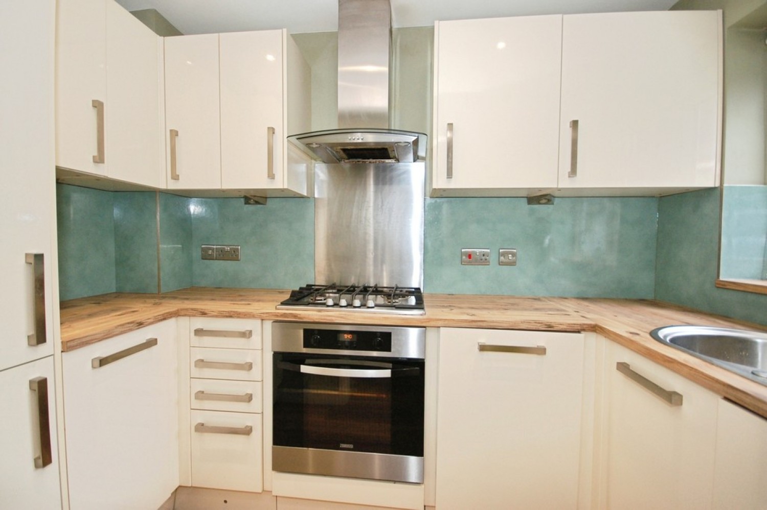 2 bedroom House for Letting Frenches Farm Drive, Heathfield