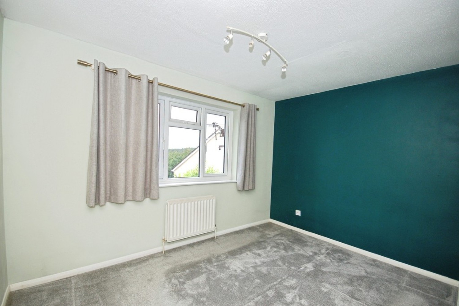 2 bedroom House for Letting Frenches Farm Drive, Heathfield