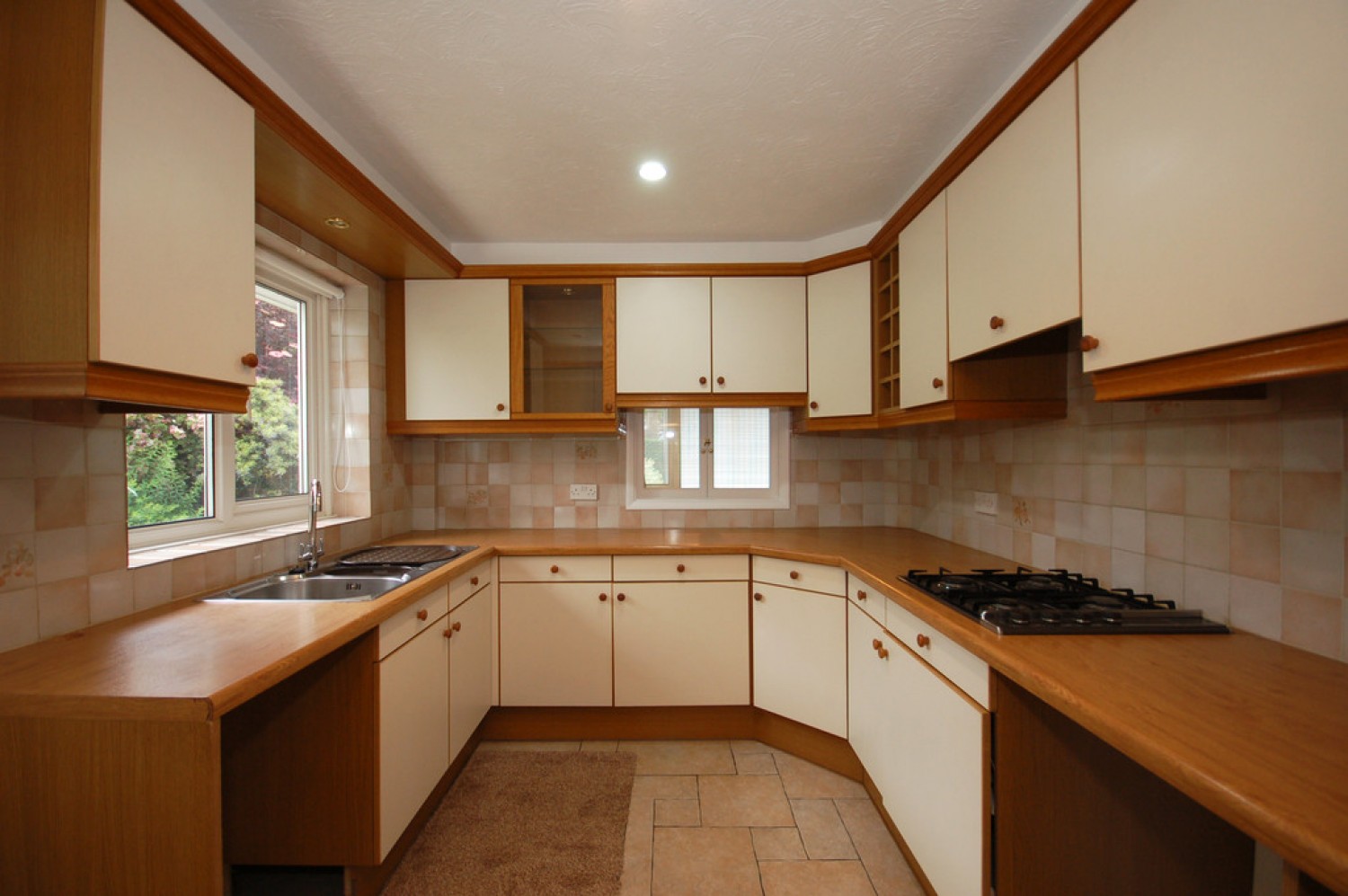 Ringles Cross, Uckfield