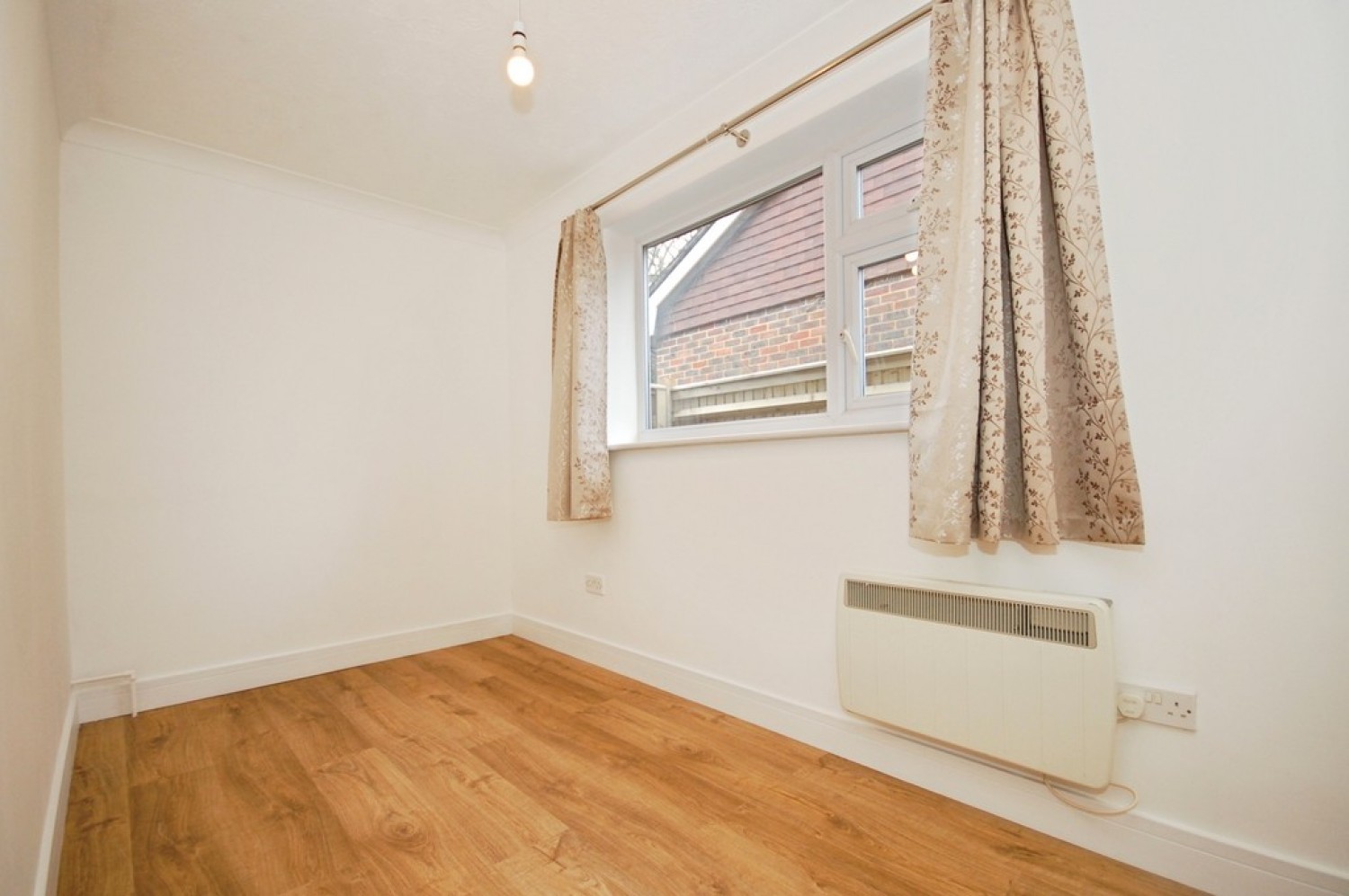 3 bedroom Bungalow for Letting Nevill Green, Uckfield