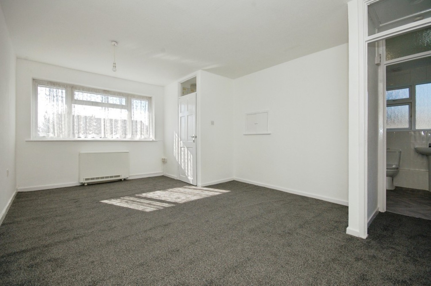 2 bedroom Flat for Letting Browns Lane, Uckfield