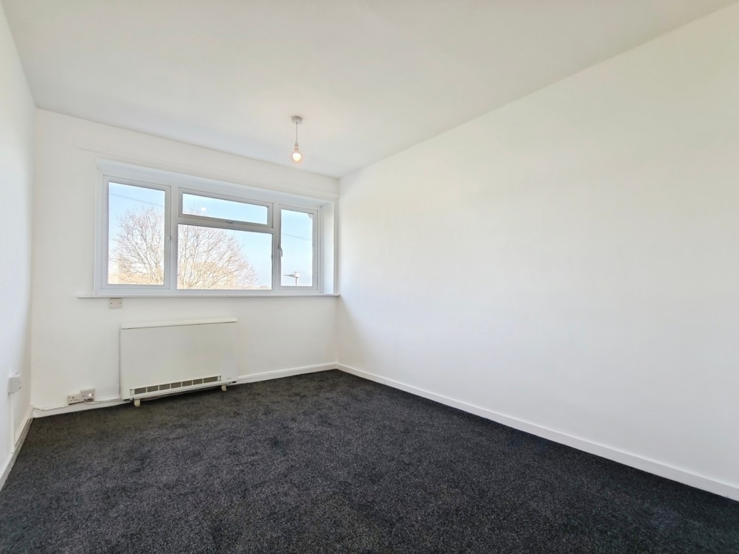 2 bedroom Flat for Letting Browns Lane, Uckfield