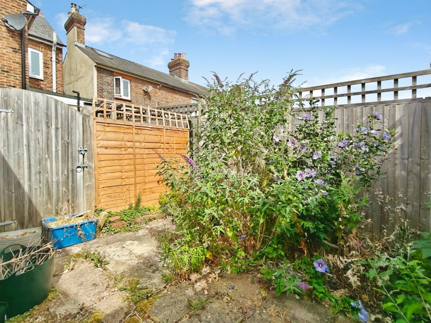 2 bedroom House for Letting Albert Road, Uckfield