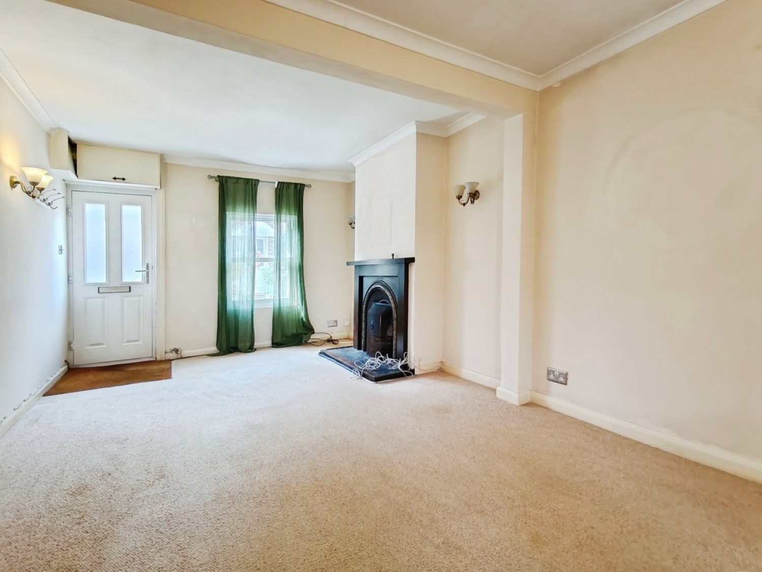 2 bedroom House for Letting Albert Road, Uckfield