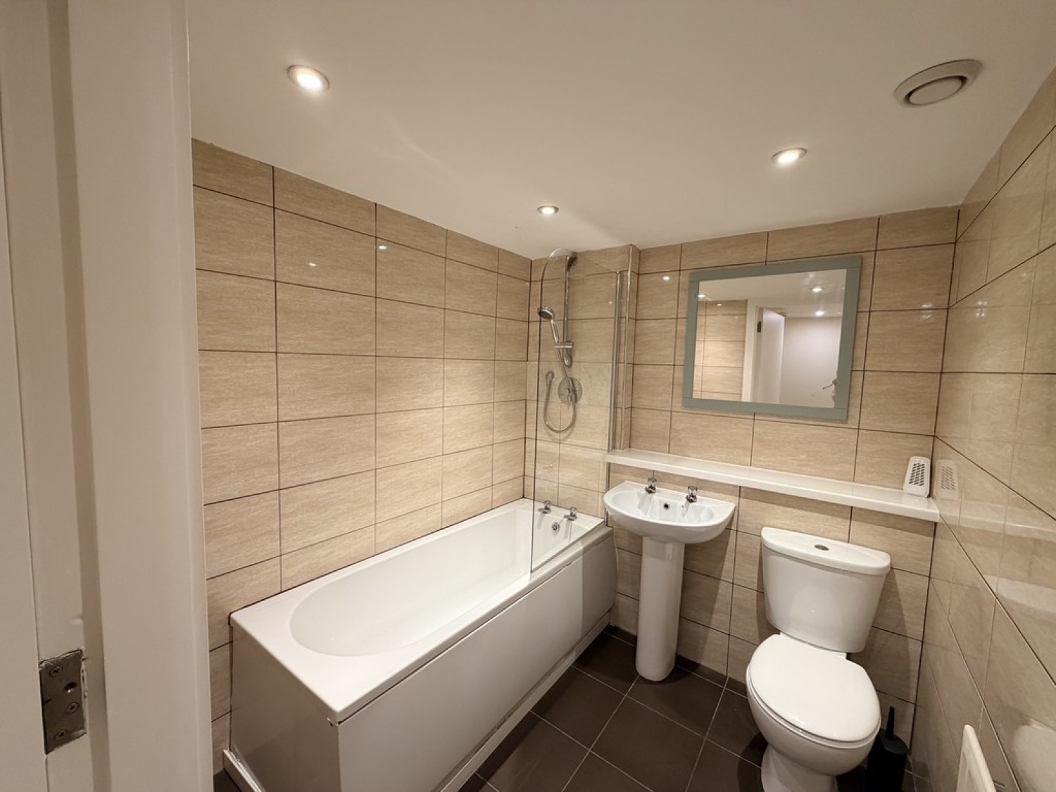 2 bedroom Flat for Letting Blenheim Road, Allerton, Liverpool