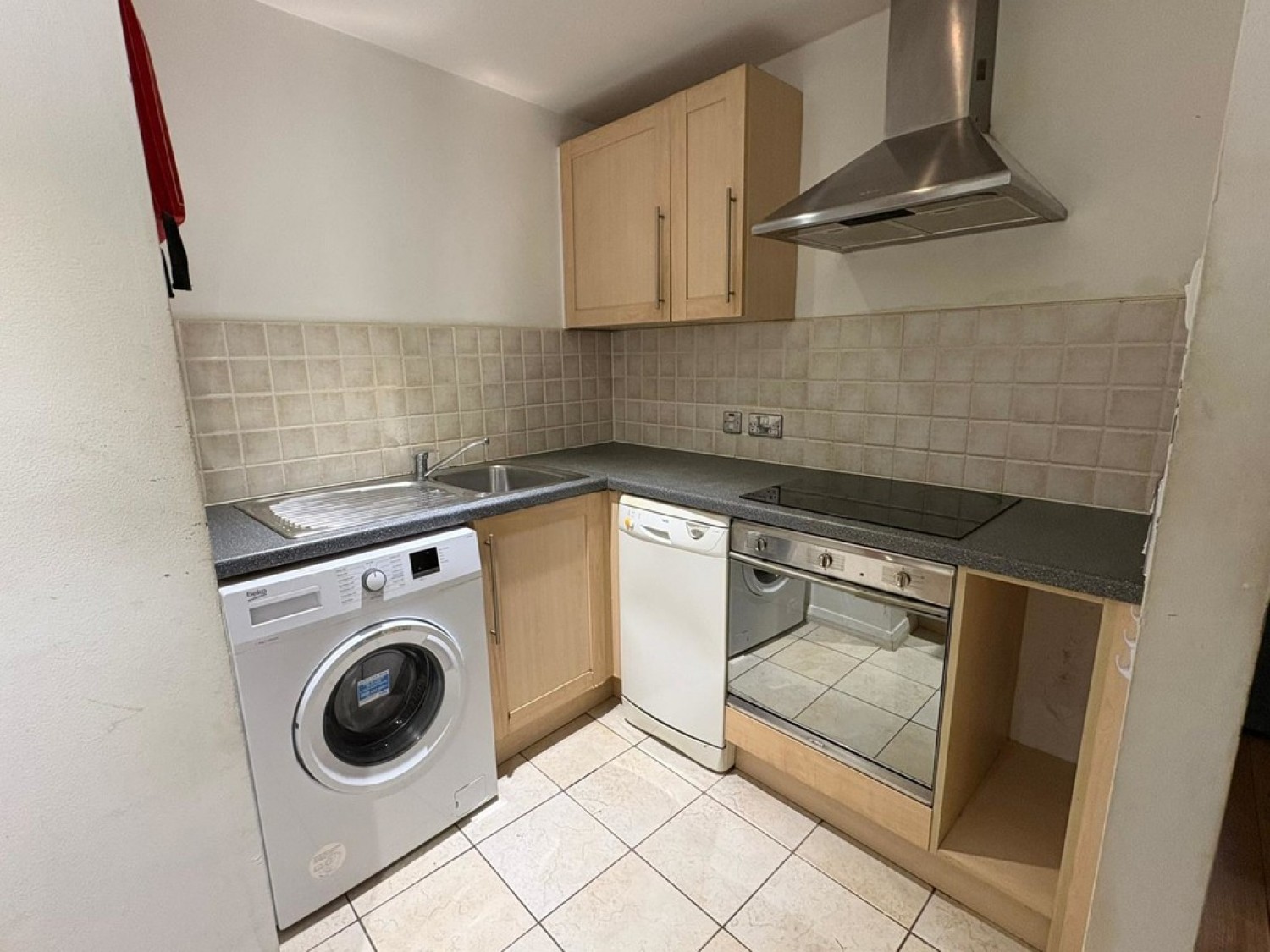 2 bedroom Flat for Letting Madison Square, Liverpool, Merseyside