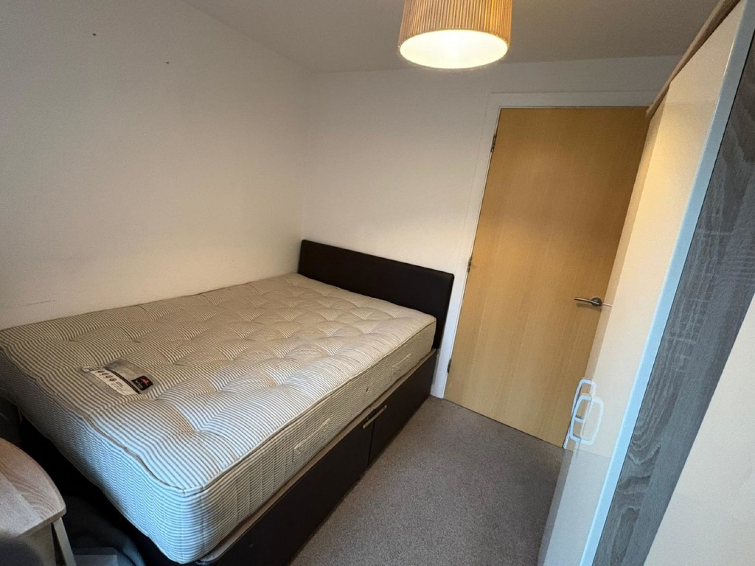 2 bedroom Flat for Letting Madison Square, Liverpool, Merseyside