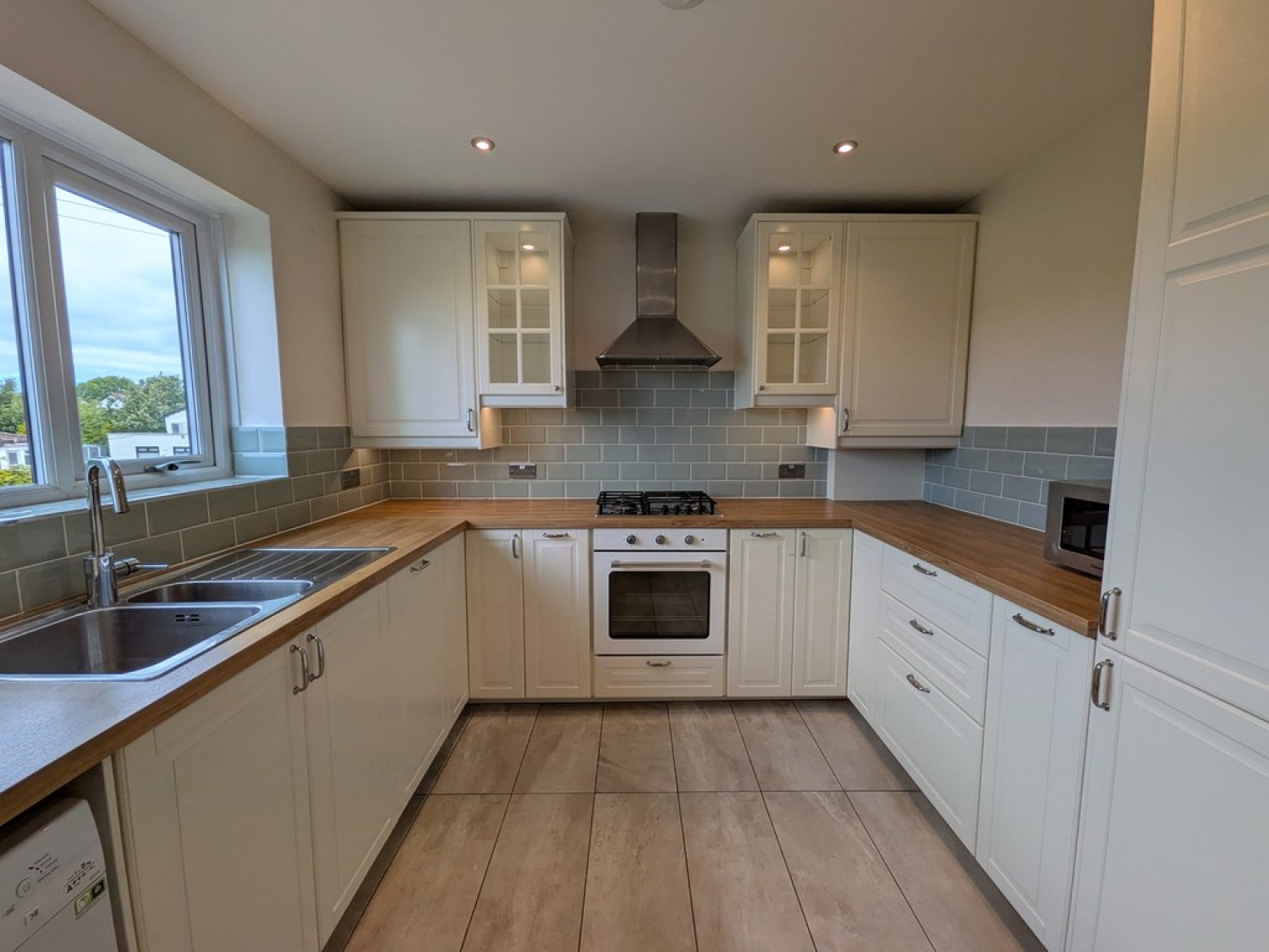 2 bedroom Flat for Letting Alton Lodge, 63 Mersey Road , Aigburth