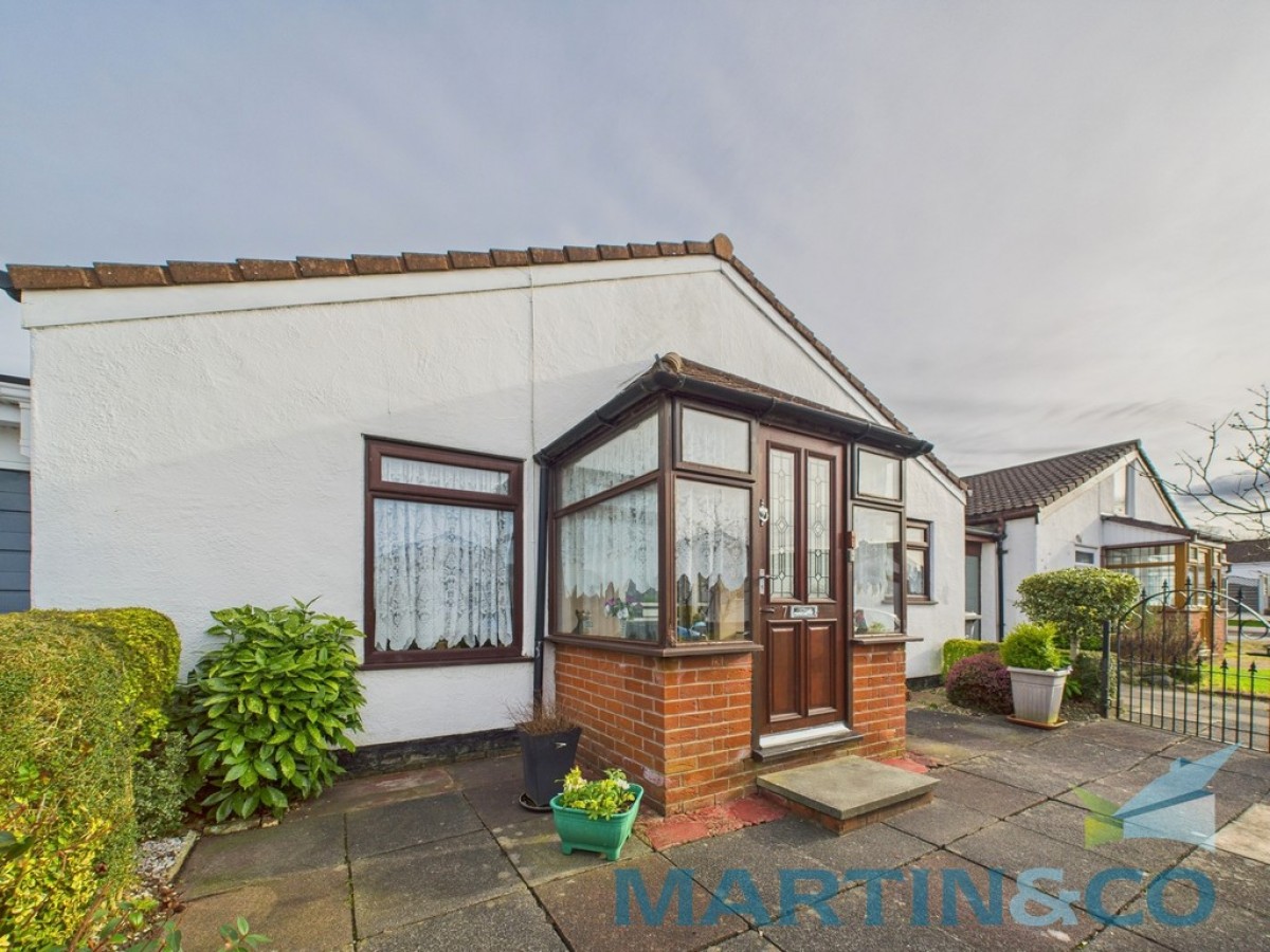 Curlender Way, Hale, Liverpool