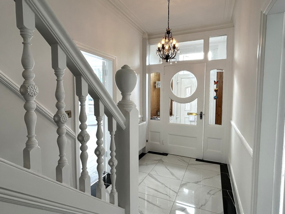 Menlove Avenue, Allerton, Liverpool