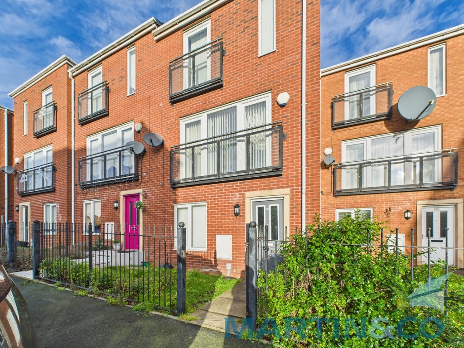 4 bedroom House in Hansby Drive, Hunts Cross, Liverpool