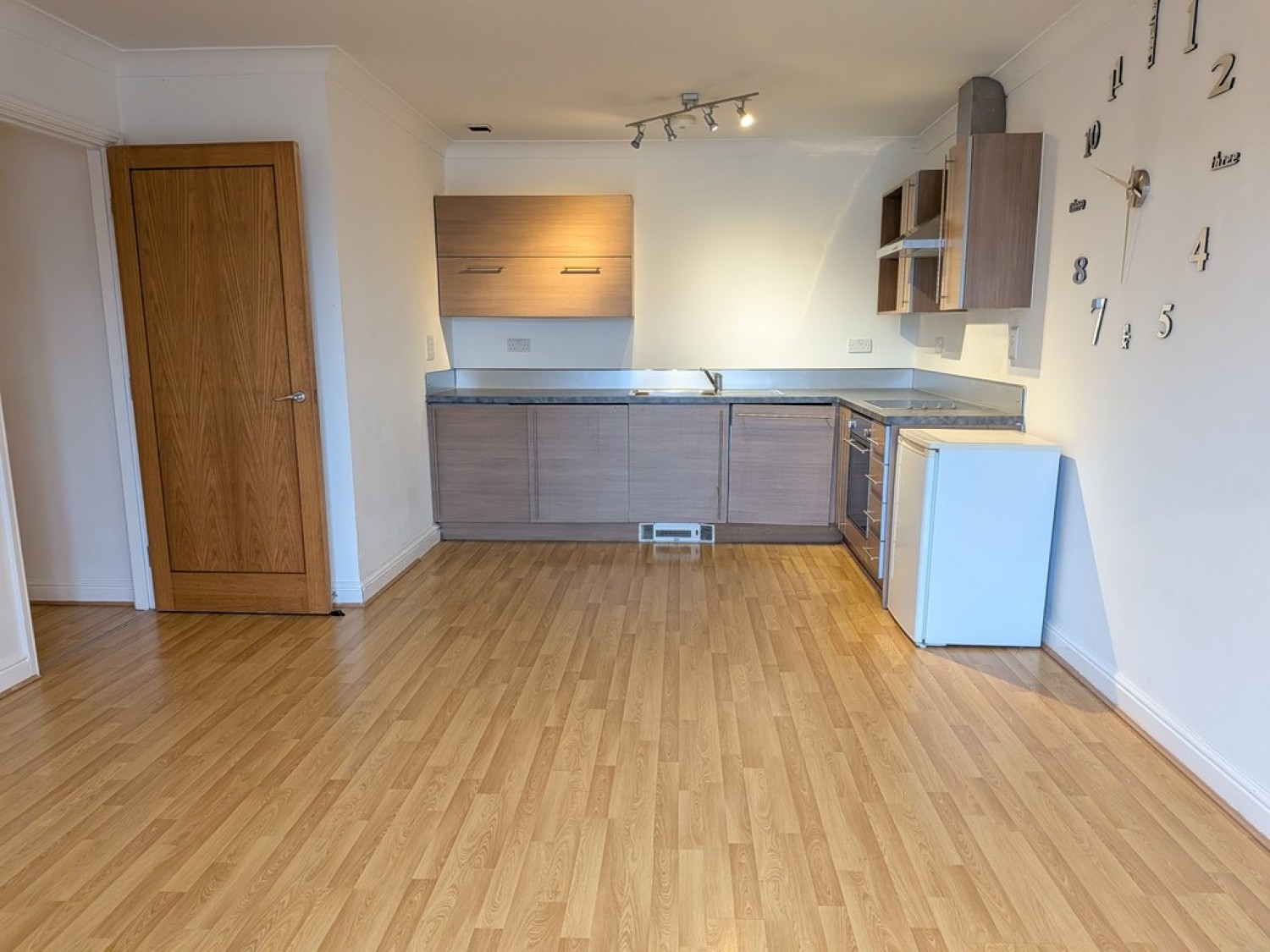2 bedroom Flat for Sale Garston, Liverpool, Merseyside