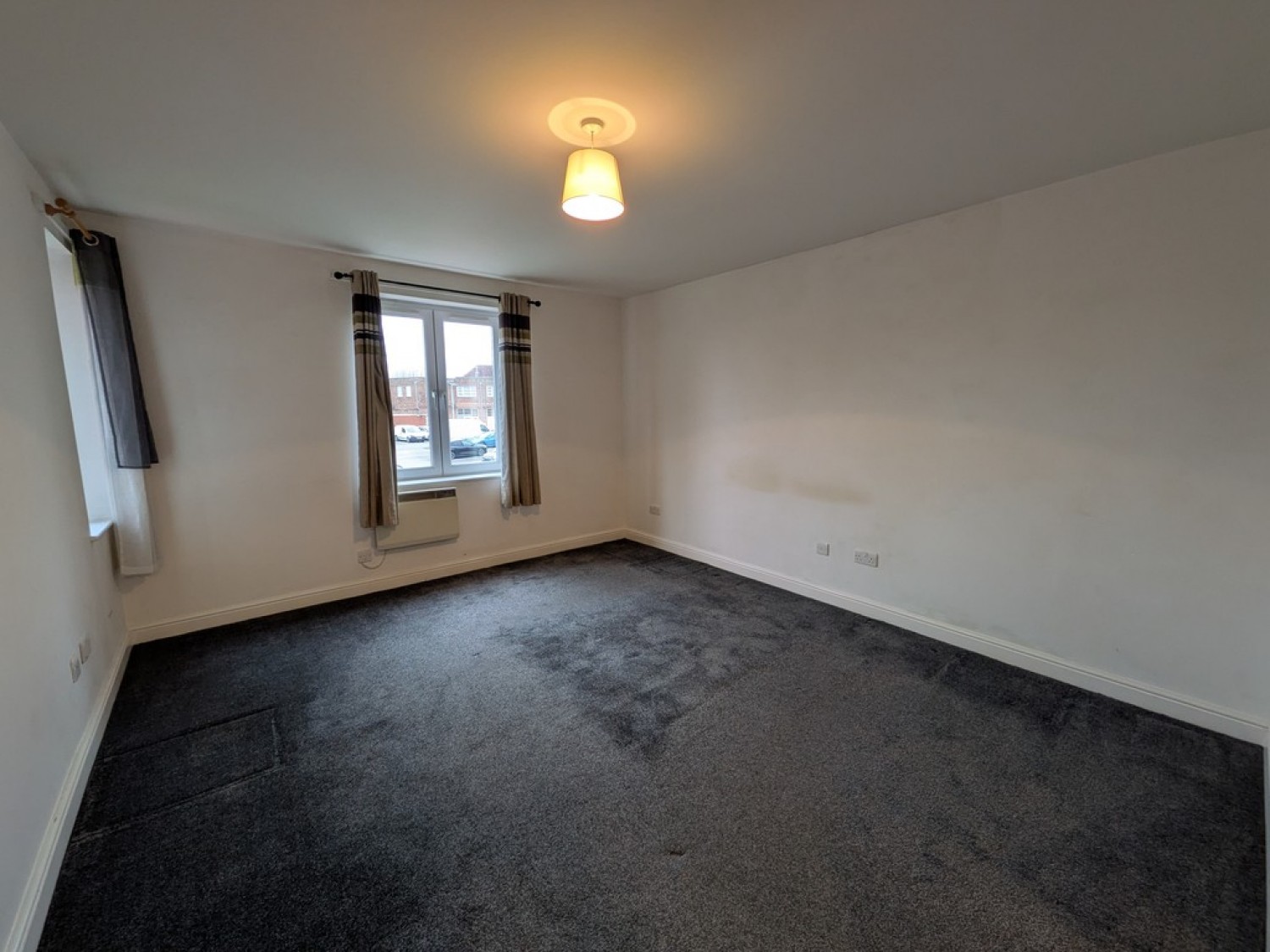 2 bedroom Flat for Sale Garston, Liverpool, Merseyside