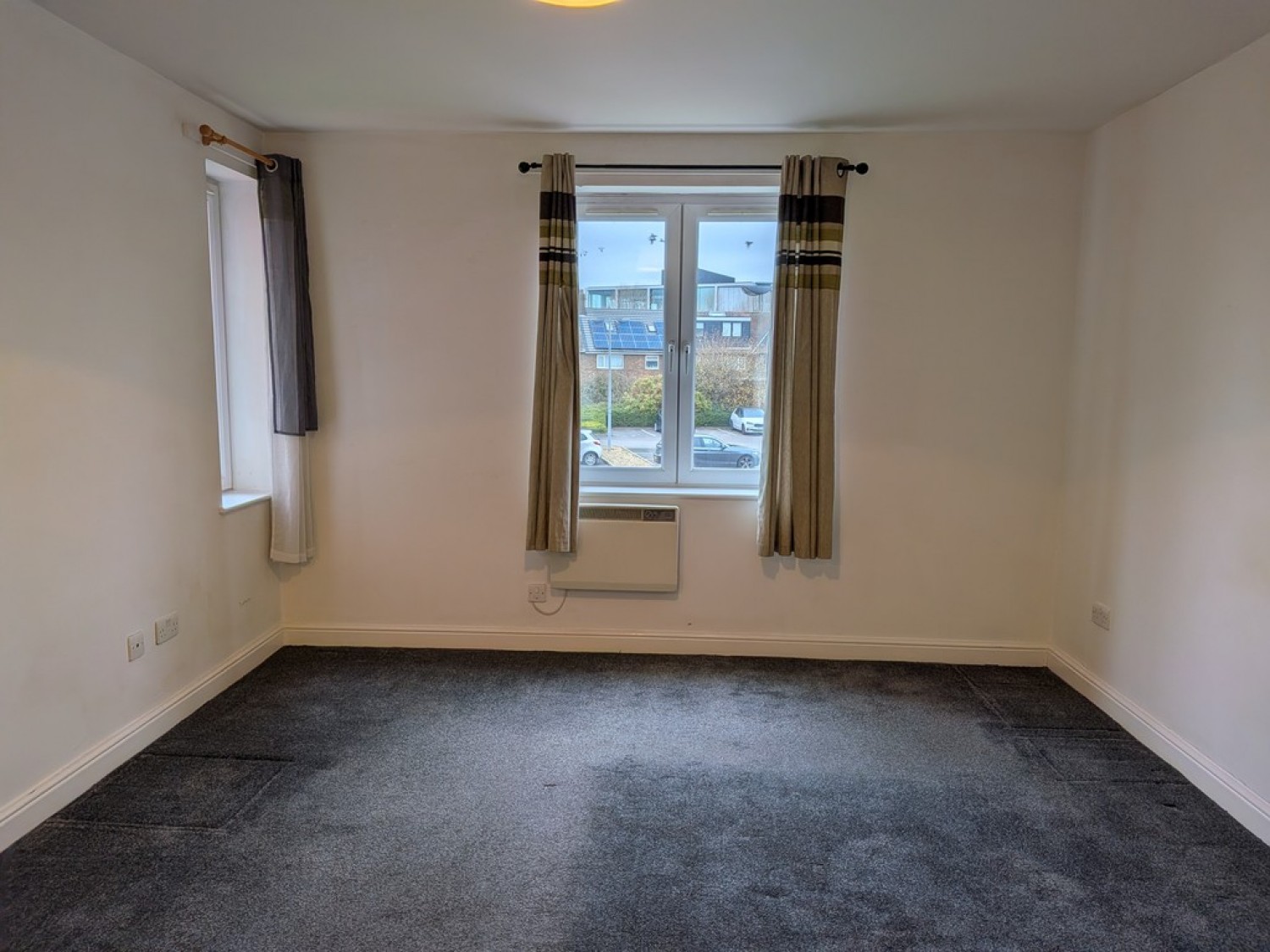 2 bedroom Flat for Sale Garston, Liverpool, Merseyside