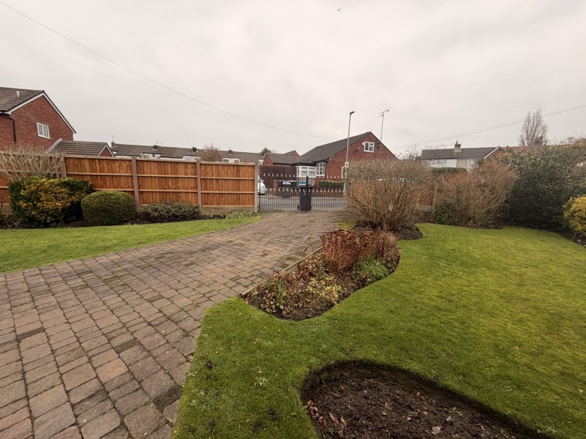 Lancaster Avenue, Whiston, Prescot