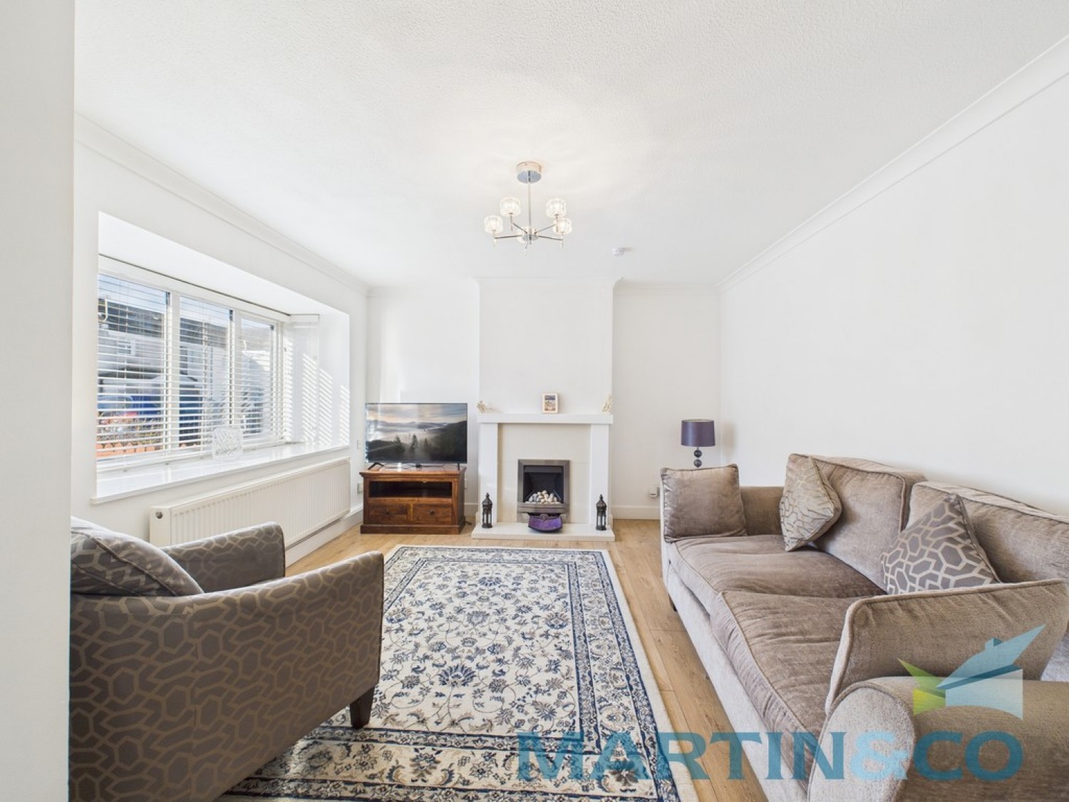 2 bedroom Bungalow in Garden Lodge Grove, Liverpool