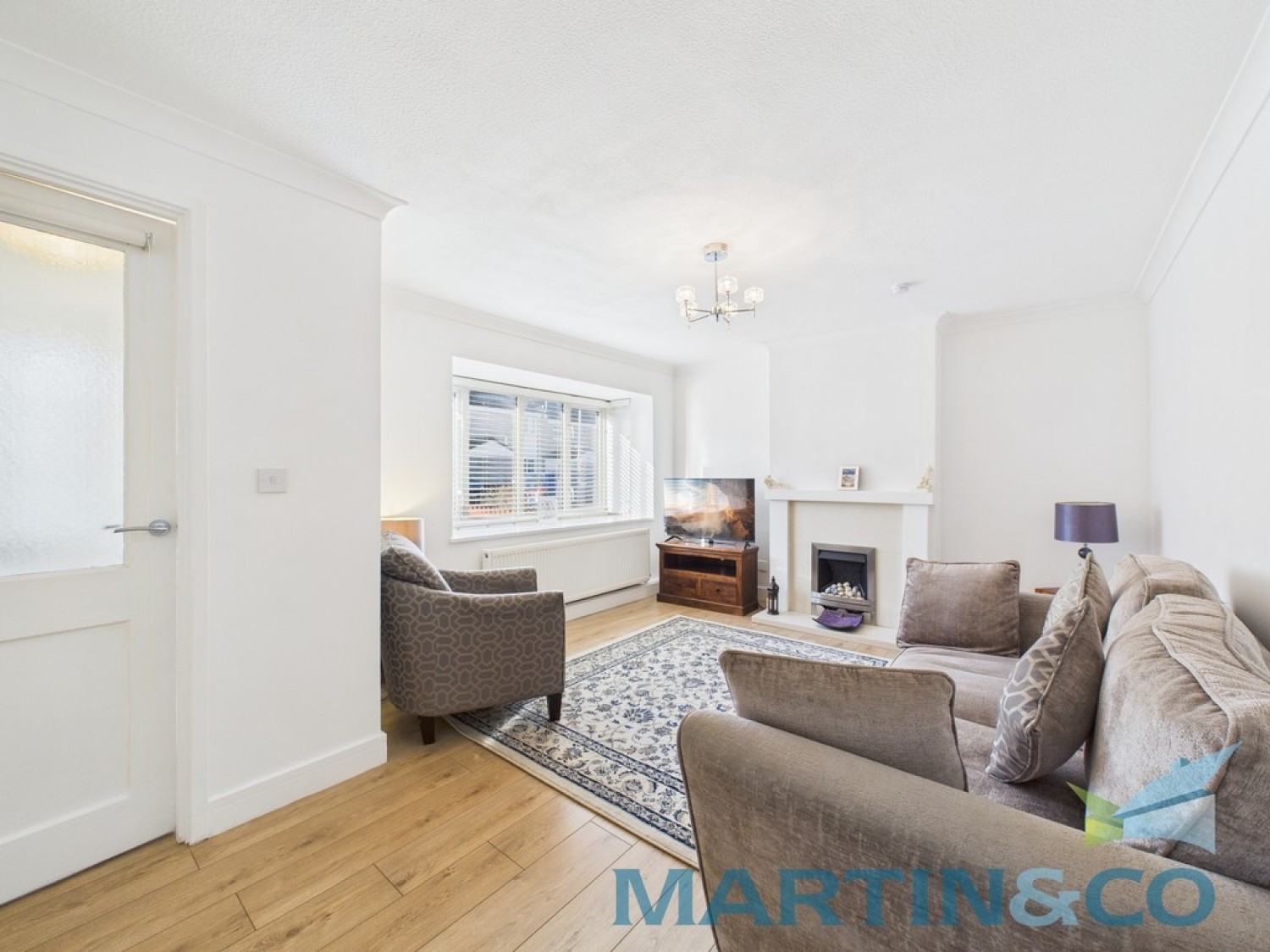 2 bedroom Bungalow in Garden Lodge Grove, Liverpool