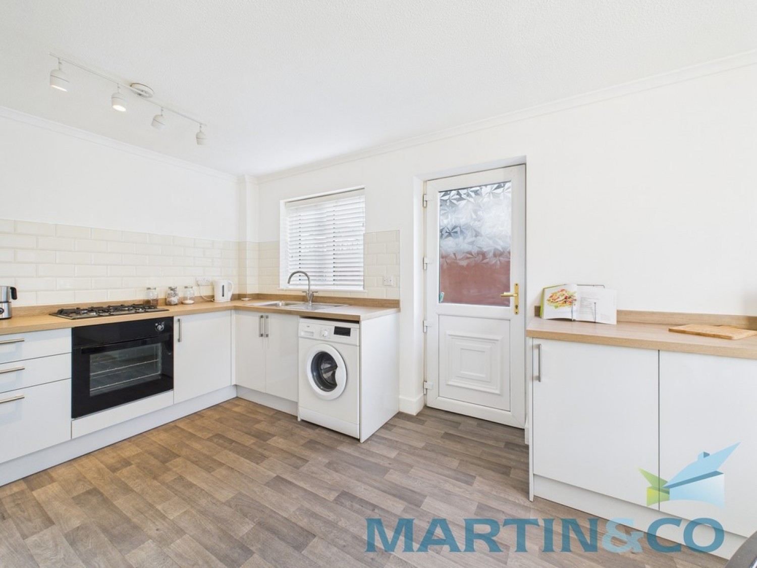 2 bedroom Bungalow in Garden Lodge Grove, Liverpool