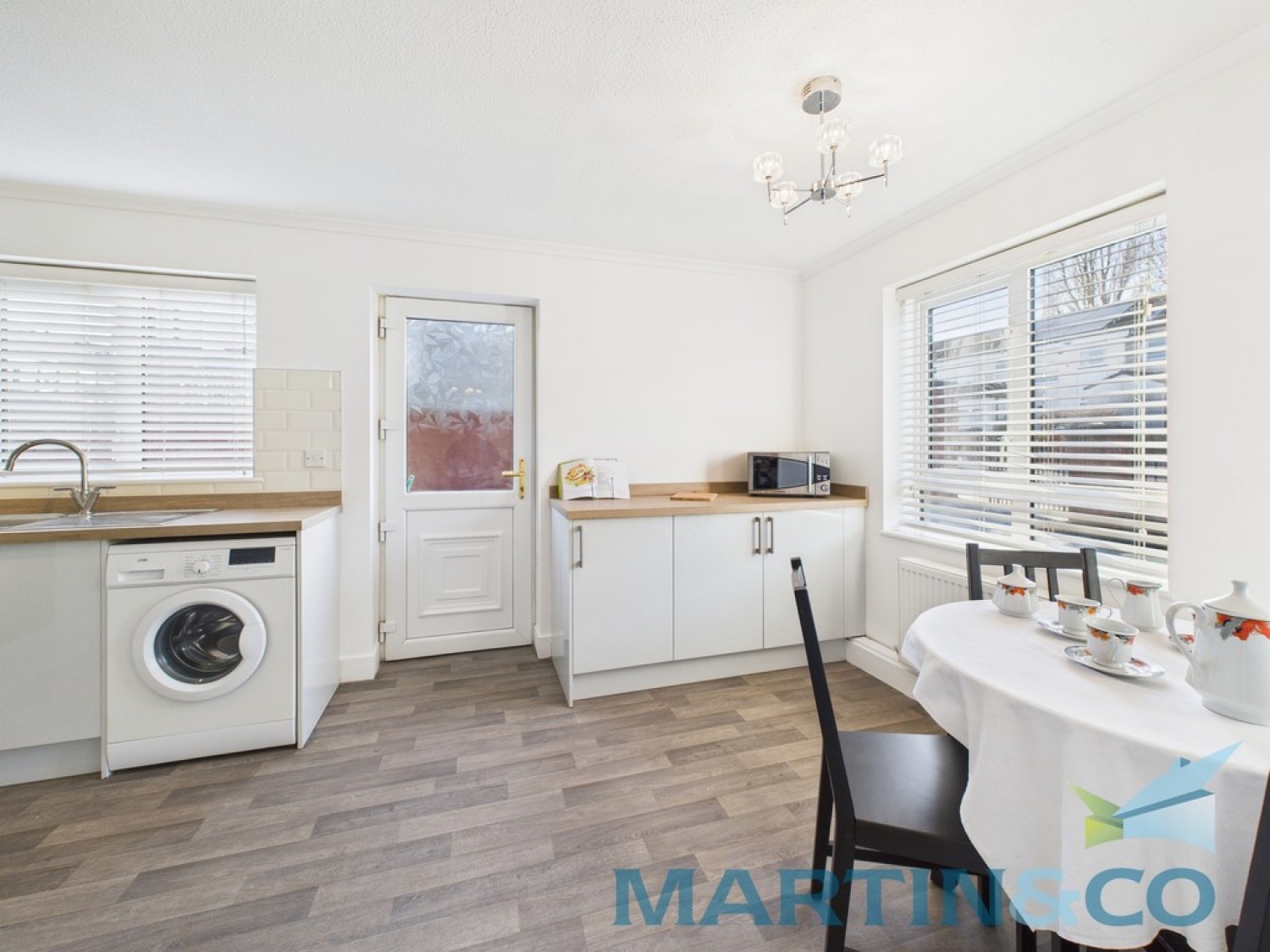 2 bedroom Bungalow in Garden Lodge Grove, Liverpool