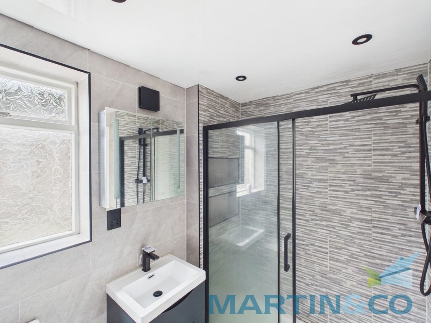 4 bedroom House for Sale Lyndhurst Avenue, Mossley Hill, Liverpool